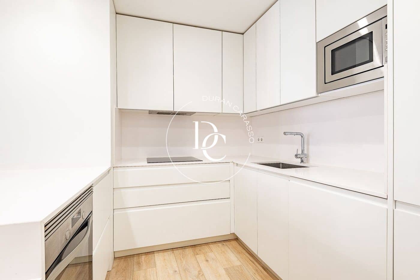 2 quarto Penthouse para venda em Barcelona cidade - 750 000 € (Ref: 8724040)