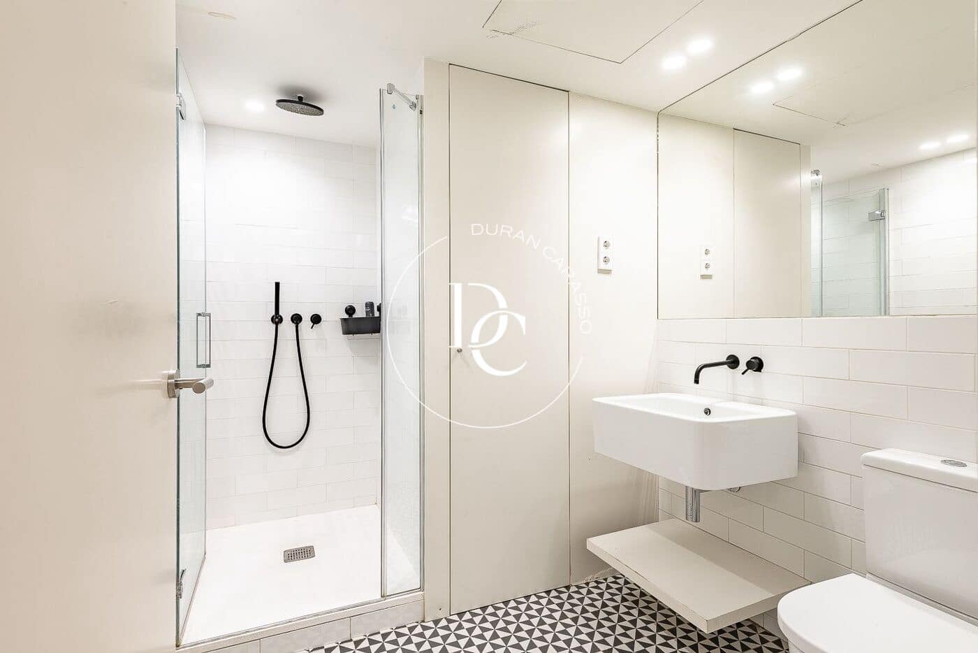 2 quarto Penthouse para venda em Barcelona cidade - 750 000 € (Ref: 8724040)