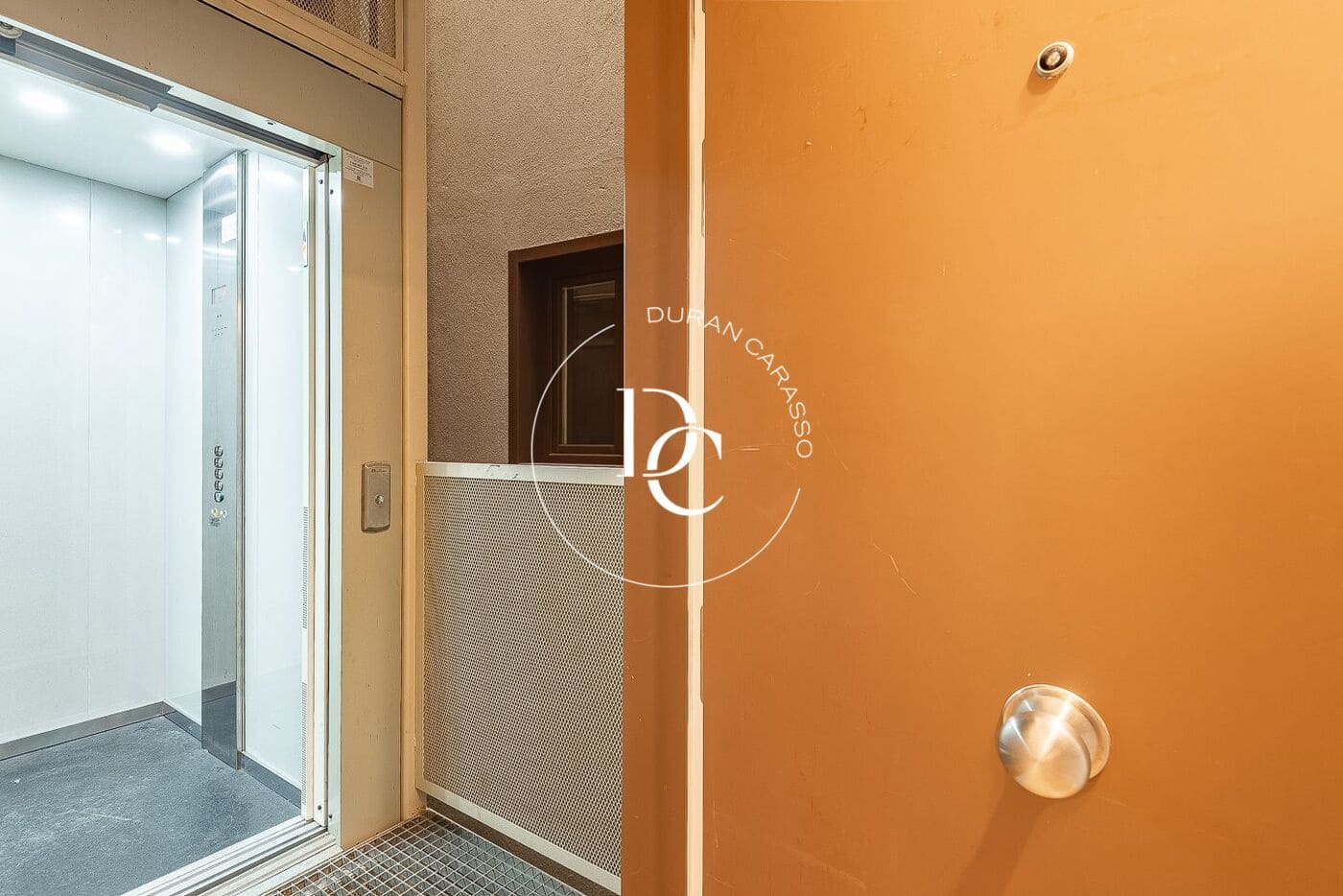 2 quarto Penthouse para venda em Barcelona cidade - 750 000 € (Ref: 8724040)