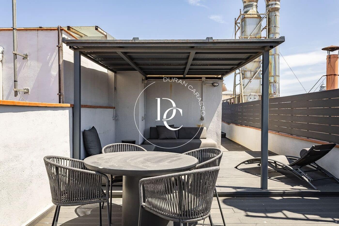 Ático de 2 habitaciones en Barcelona ciudad en venta - 725.000 € (Ref: 8724040)