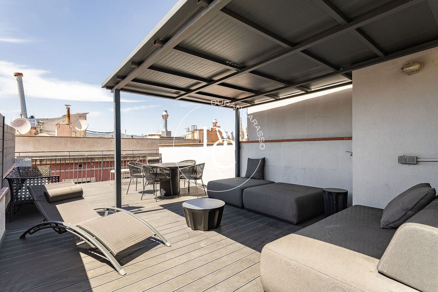 Ático de 2 habitaciones en Barcelona ciudad en venta - 725.000 € (Ref: 8724040)