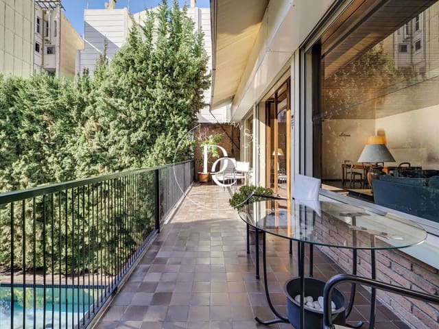 8 bedroom Villa for sale in El Putxet i El Farró, Barcelona city - € 3,150,000 (Ref: 8757973)