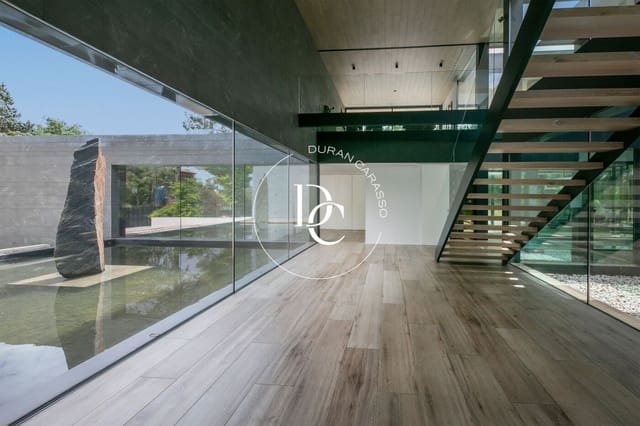 7 bedroom Villa for sale in Mira-Sol, Sant Cugat del Vallès with pool - € 10,500,000 (Ref: 8784018)