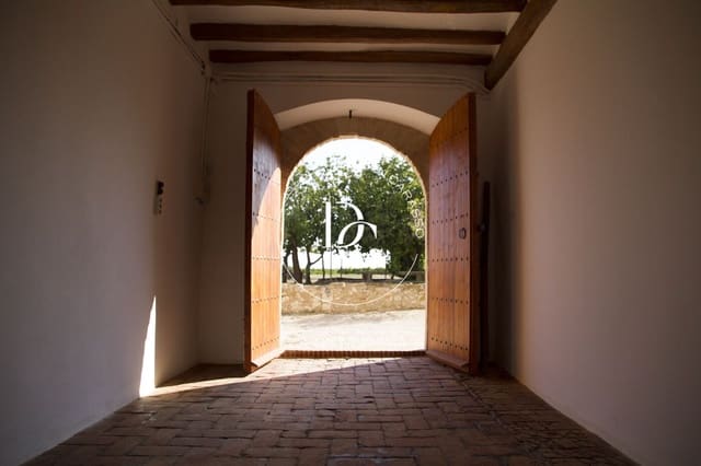 12 bedroom Finca/Country House for sale in Castellet i la Gornal - € 2,200,000 (Ref: 8784019)