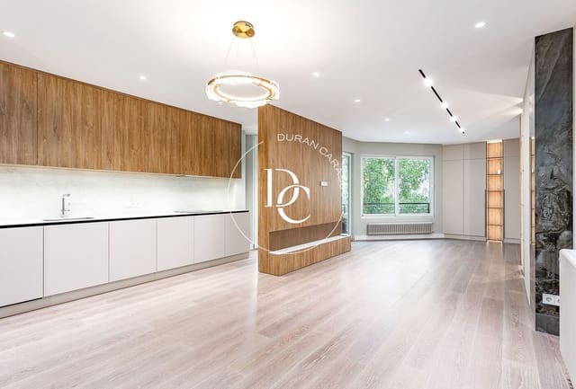 3 soverom Leilighet til salgs i La Dreta de L'Eixample, Barcelona by - € 1 225 000 (Ref: 8789452)