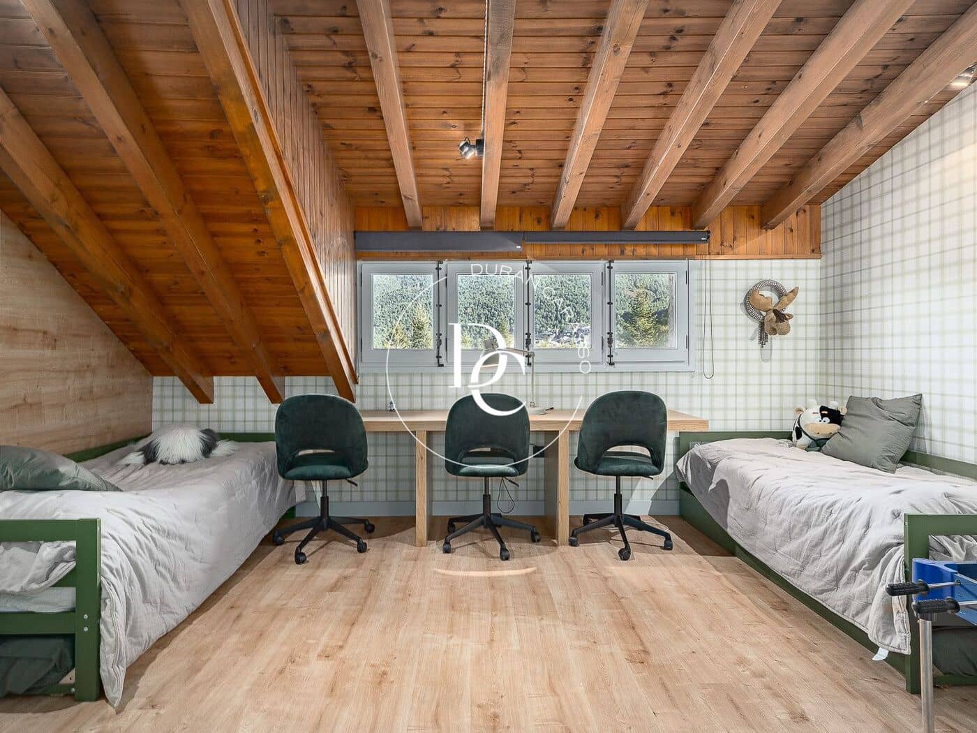 3 bedroom Finca/Country House for rent in Urus with pool - € 12,000 (Ref: 8802303)