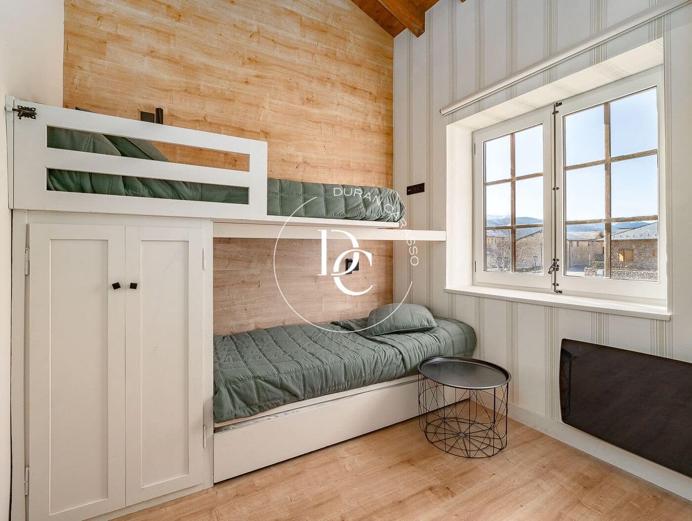 3 bedroom Finca/Country House for rent in Urus with pool - € 12,000 (Ref: 8802303)