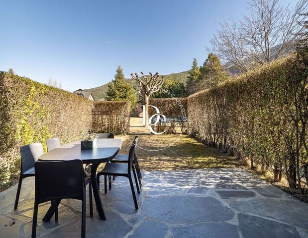 3 quarto Quinta/Casa Rural para arrendar em Urús com piscina - 12 000 € (Ref: 8802303)