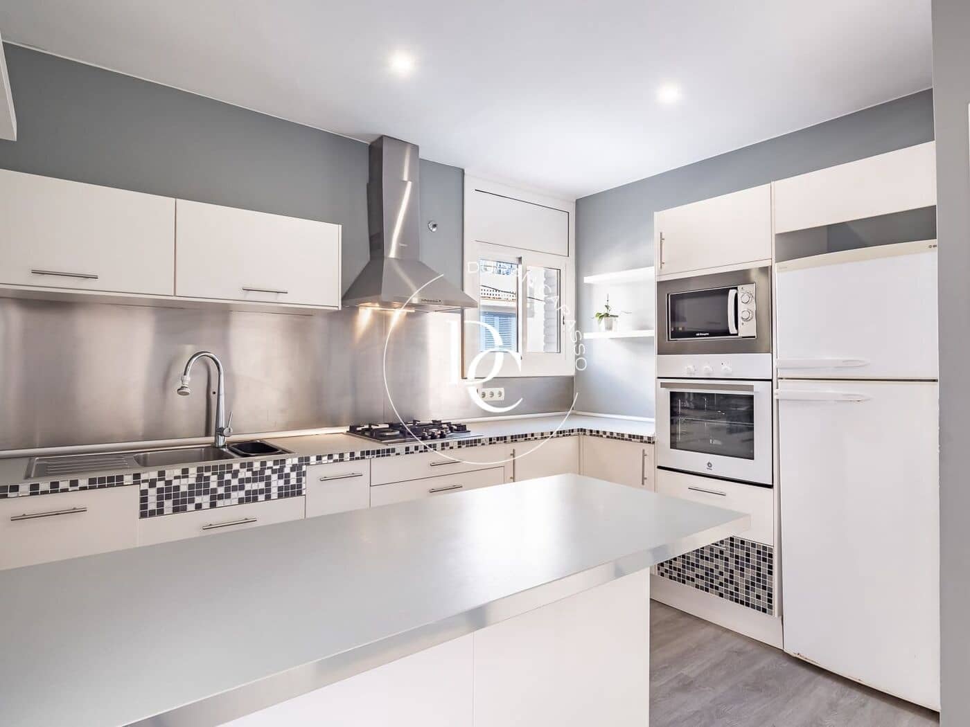 2 bedroom Apartment for sale in Sitges - € 518,000 (Ref: 8817892)