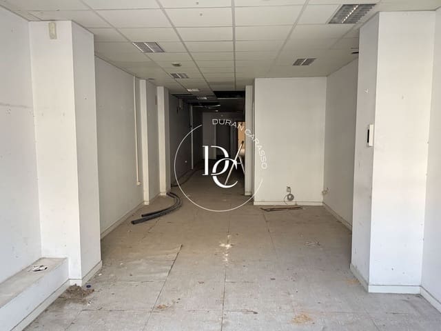 Erhverv til leje i La Nova Esquerra de L'Eixample, Barcelona by - € 2.500 (Ref: 8836557)