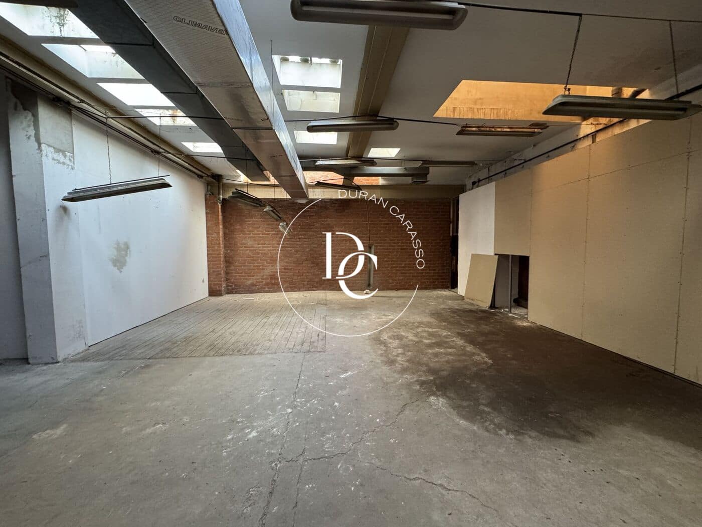 Local Commercial à vendre à Barcelone ville - 480 000 € (Ref: 8855150)