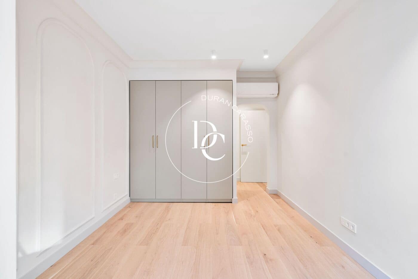 3 soveværelse Lejlighed til salg i Barcelona by - € 1.100.000 (Ref: 8865286)