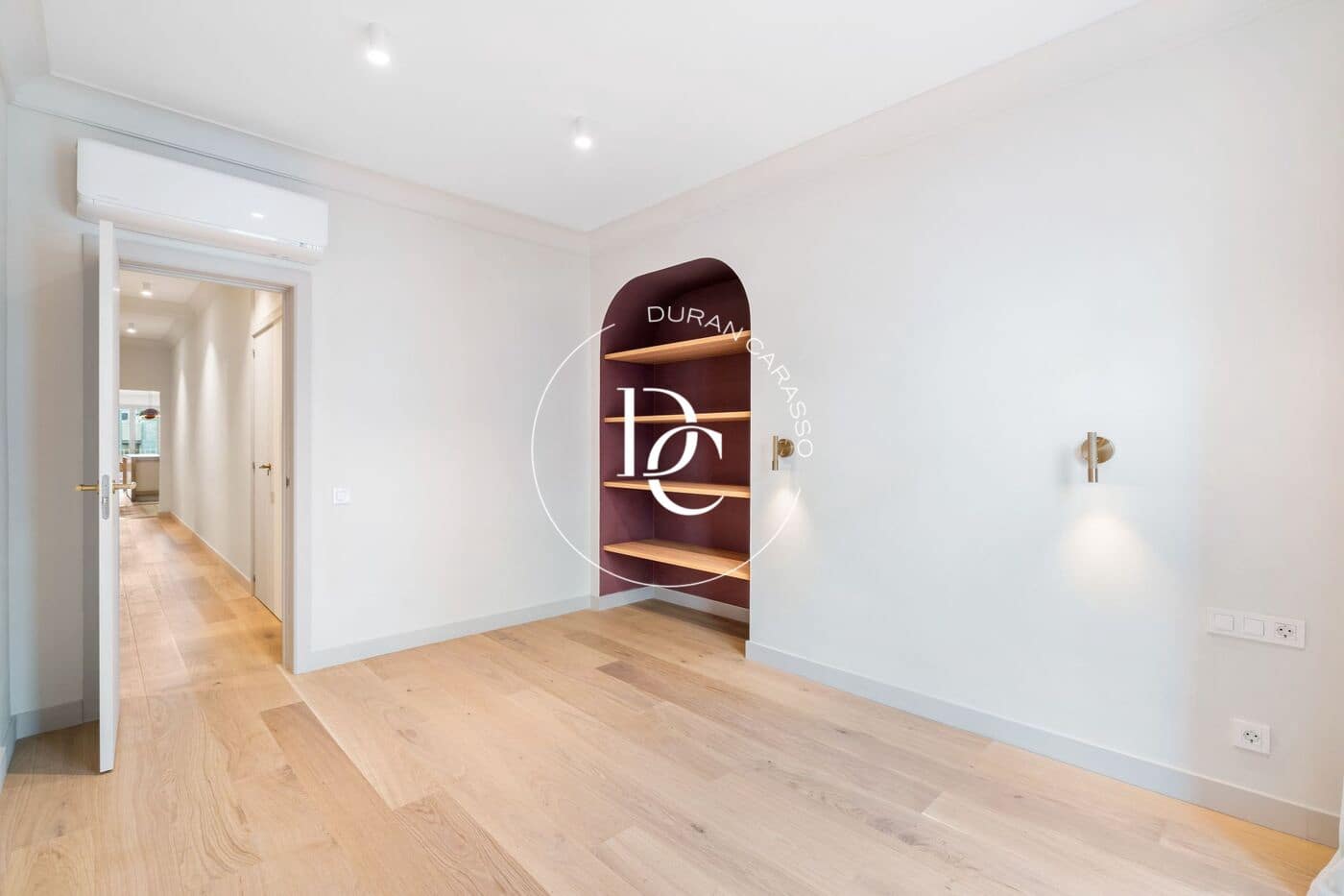 3 soveværelse Lejlighed til salg i Barcelona by - € 1.100.000 (Ref: 8865286)