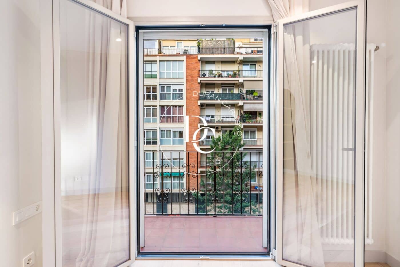 3 soveværelse Lejlighed til salg i Barcelona by - € 1.100.000 (Ref: 8865286)