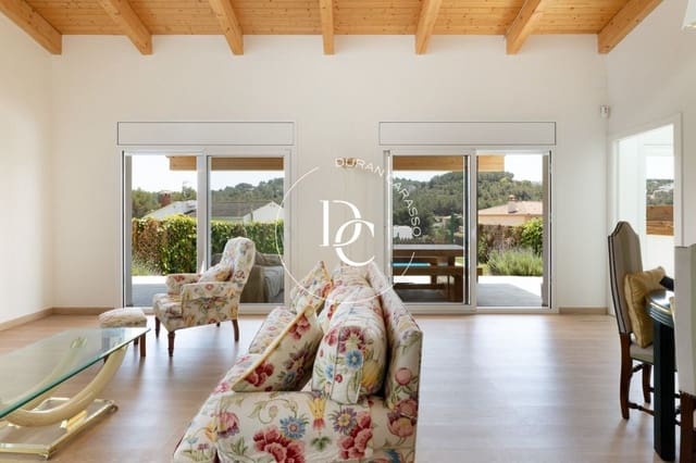3 sypialnia Willa na sprzedaż w Sant Pere de Ribes z basenem - 520 000 € (Ref: 8881524)