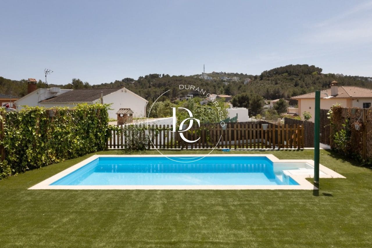 3 sypialnia Willa na sprzedaż w Sant Pere de Ribes z basenem - 520 000 € (Ref: 8881524)