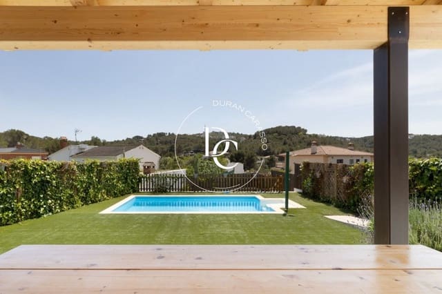 3 sypialnia Willa na sprzedaż w Sant Pere de Ribes z basenem - 520 000 € (Ref: 8881524)