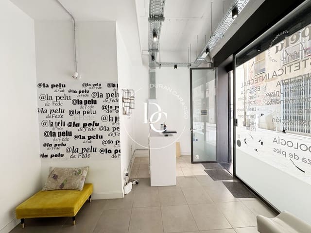 Erhverv til salg i Sant Pere, Santa Caterina i La Ribera, Barcelona by - € 192.000 (Ref: 8888306)