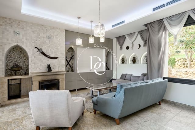 7 bedroom Villa for sale in Cunit with pool - € 1,500,000 (Ref: 8903061)