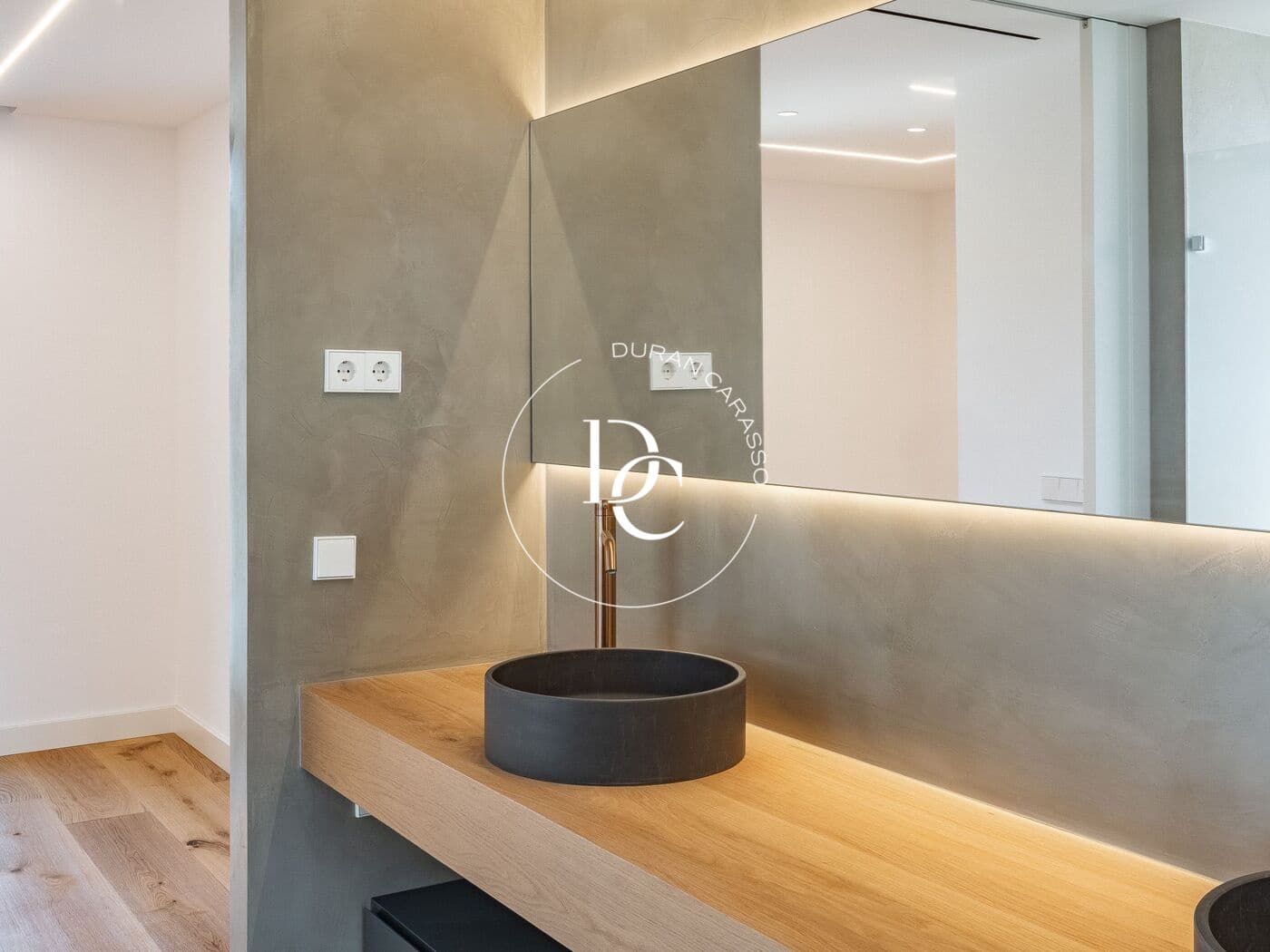 6 soverom Villa til salgs i Gava med svømmebasseng - € 6 000 000 (Ref: 8916168)