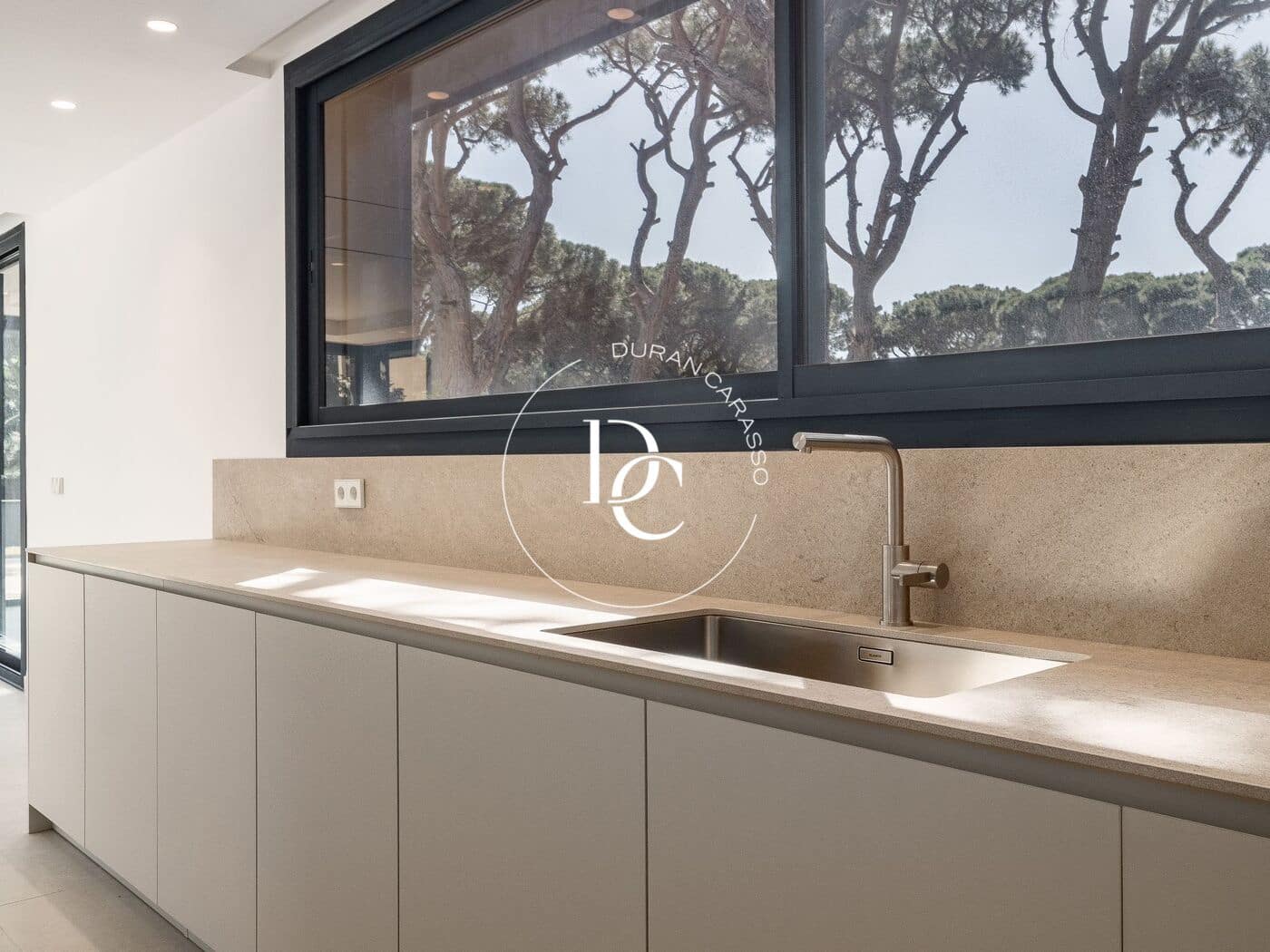 6 soverom Villa til salgs i Gava med svømmebasseng - € 6 000 000 (Ref: 8916168)