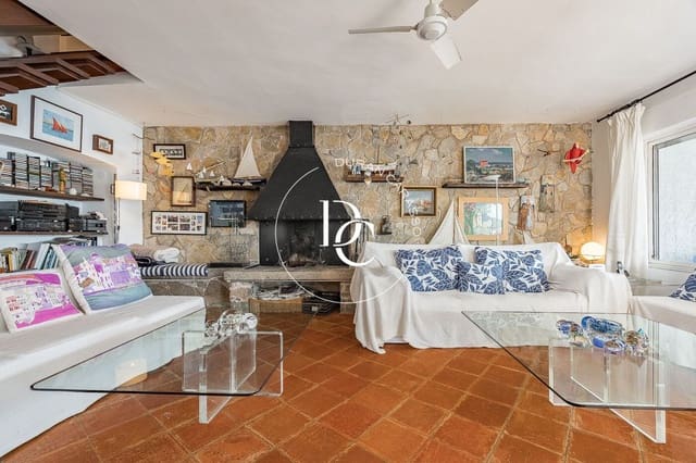 5 bedroom Villa for sale in L'Estartit, Torroella de Montgrí - € 2,500,000 (Ref: 8923928)