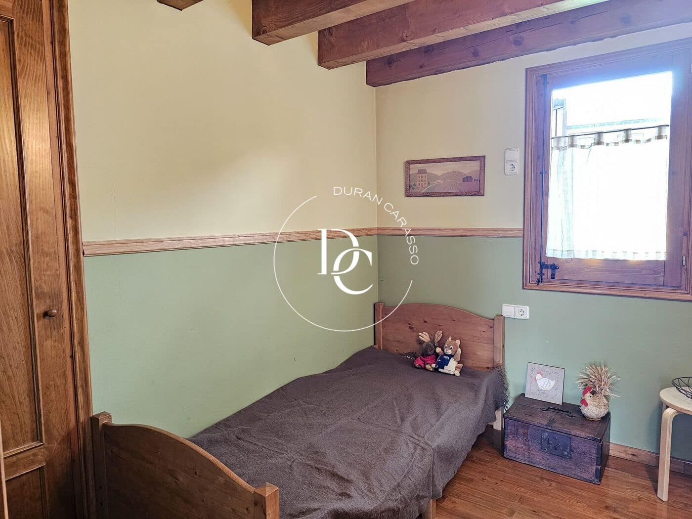 4 bedroom Apartment for rent in Llivia with garage - € 3,800 (Ref: 8928889)