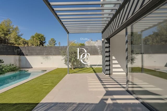 5 slaapkamer Halfvrijstaande villa te koop in Sant Pere de Ribes met zwembad - € 775.000 (Ref: 8932455)