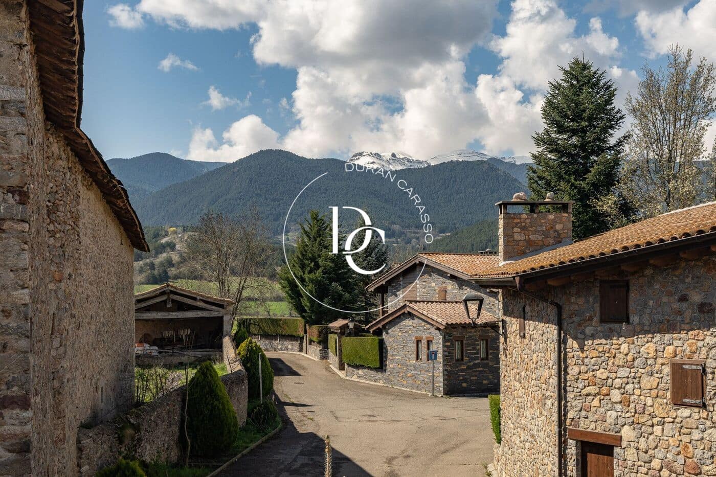 4 soveværelse Villa til salg i Bellver de Cerdanya - € 699.000 (Ref: 8932457)
