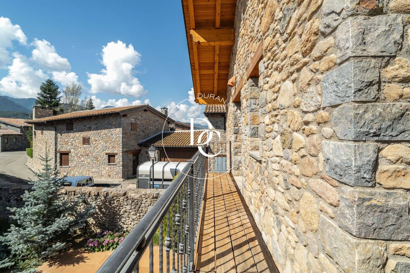 4 soveværelse Villa til salg i Bellver de Cerdanya - € 699.000 (Ref: 8932457)