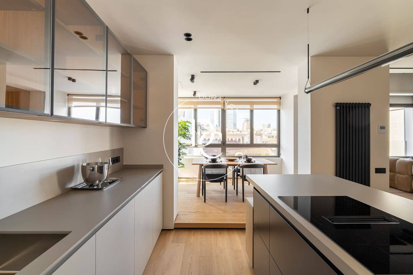 4 bedroom Penthouse for sale in Barcelona city - € 2,500,000 (Ref: 8938892)