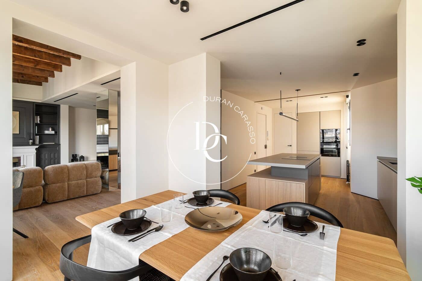 4 bedroom Penthouse for sale in Barcelona city - € 2,500,000 (Ref: 8938892)