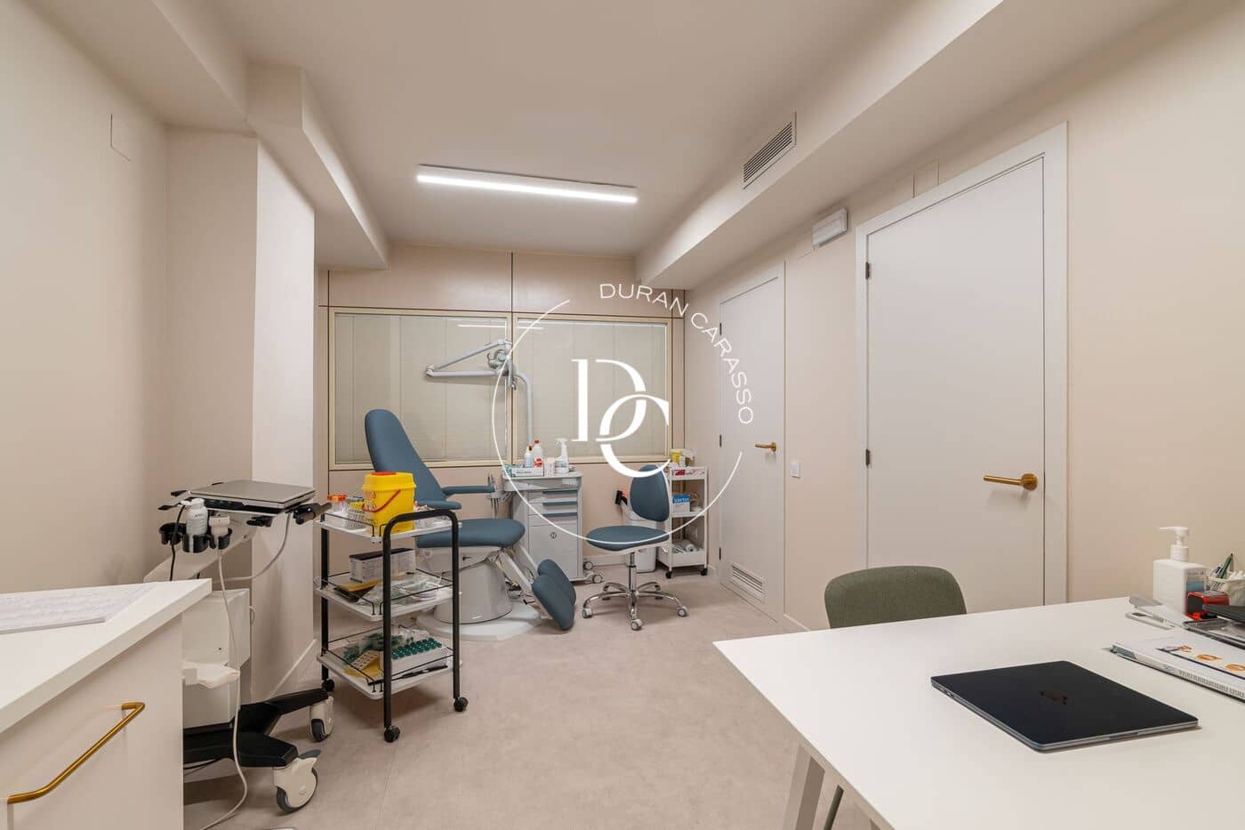 Komercyjne na sprzedaż w Miasto Barcelona - 1 800 000 € (Ref: 8946874)