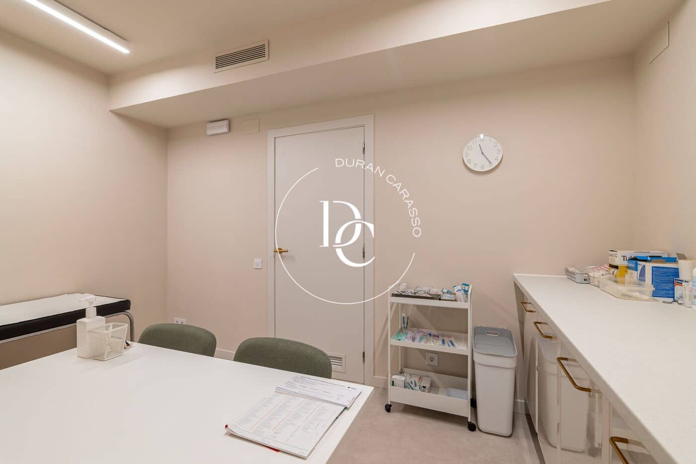 Komercyjne na sprzedaż w Miasto Barcelona - 1 800 000 € (Ref: 8946874)