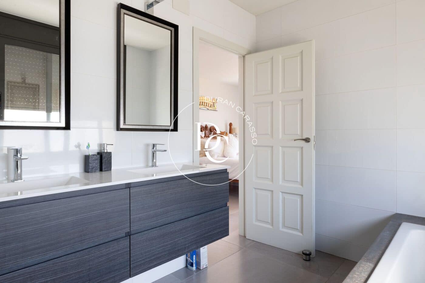 5 soveværelse Villa til salg i Sant Pere de Ribes med swimmingpool - € 1.950.000 (Ref: 8970517)