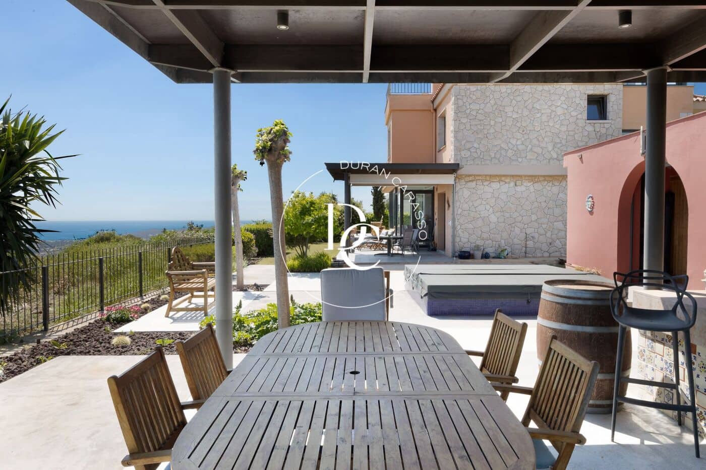 5 soveværelse Villa til salg i Sant Pere de Ribes med swimmingpool - € 1.950.000 (Ref: 8970517)
