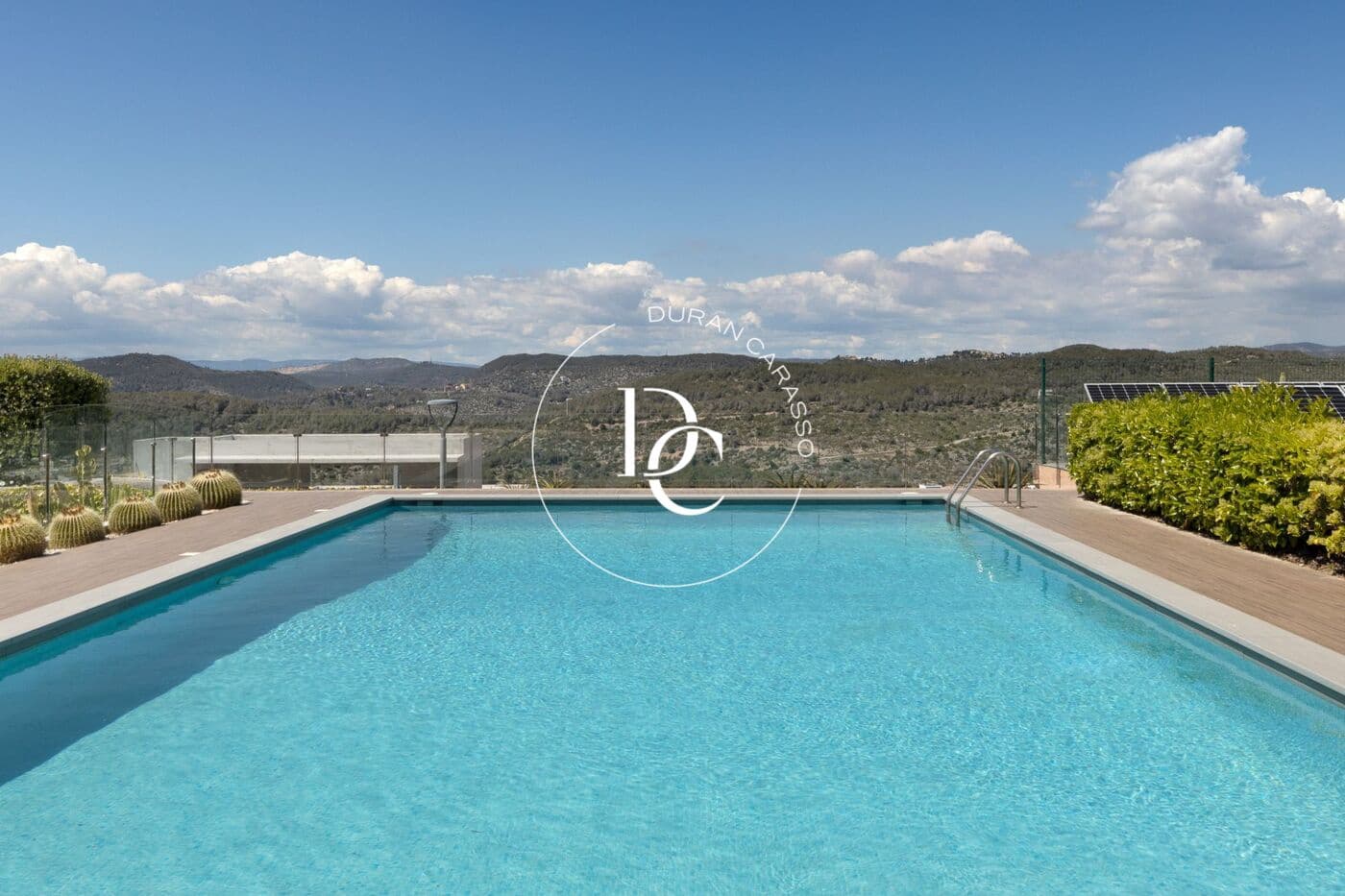 5 sypialnia Willa na sprzedaż w Sant Pere de Ribes z basenem - 2 200 000 € (Ref: 8970517)