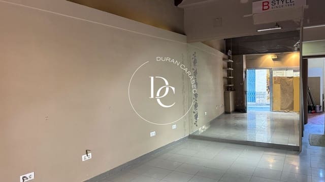 Commercial for sale in Sitges - € 450,000 (Ref: 8988321)