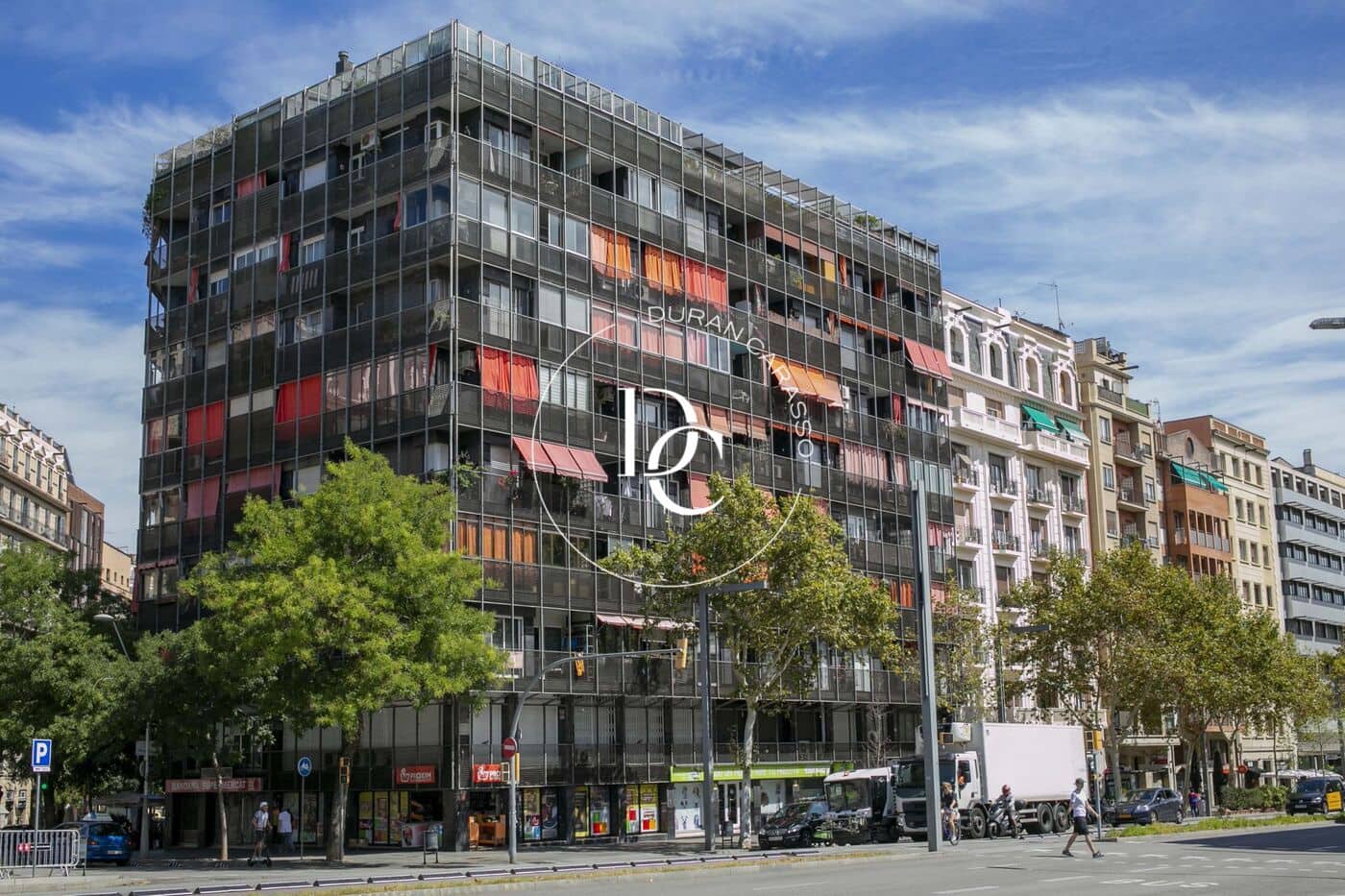 3 soveværelse Lejlighed til salg i Barcelona by - € 282.000 (Ref: 9014395)
