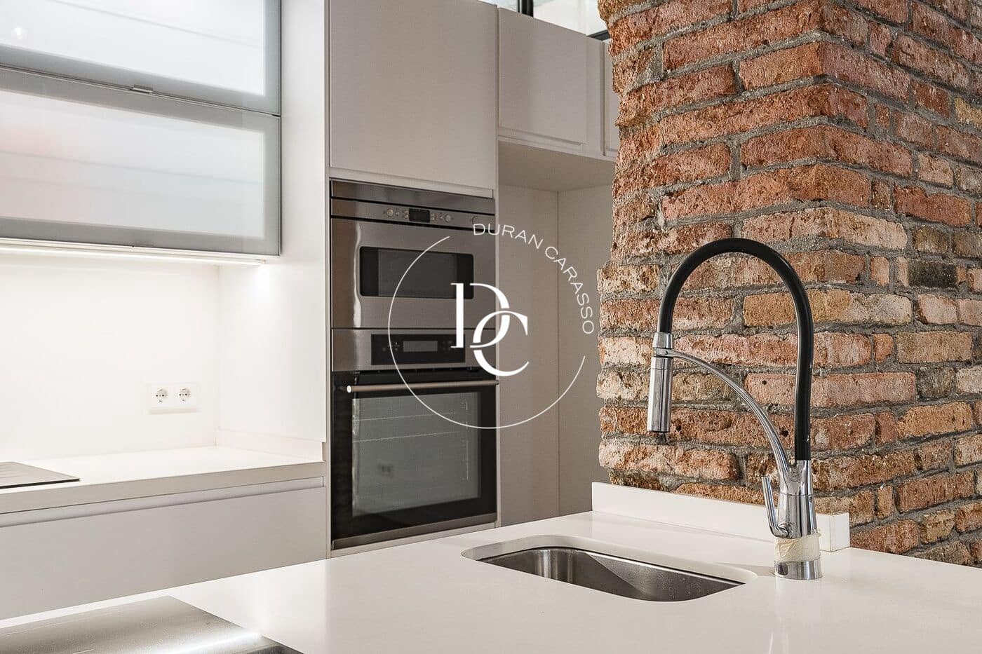 3 chambre Appartement à vendre à Barcelone ville - 845 000 € (Ref: 9014396)