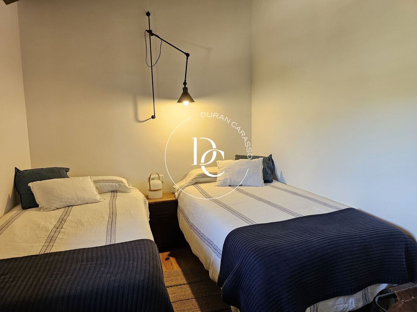 Casa de 3 habitaciones en Bellver de Cerdanya en alquiler con piscina - 3.800 € (Ref: 9026481)