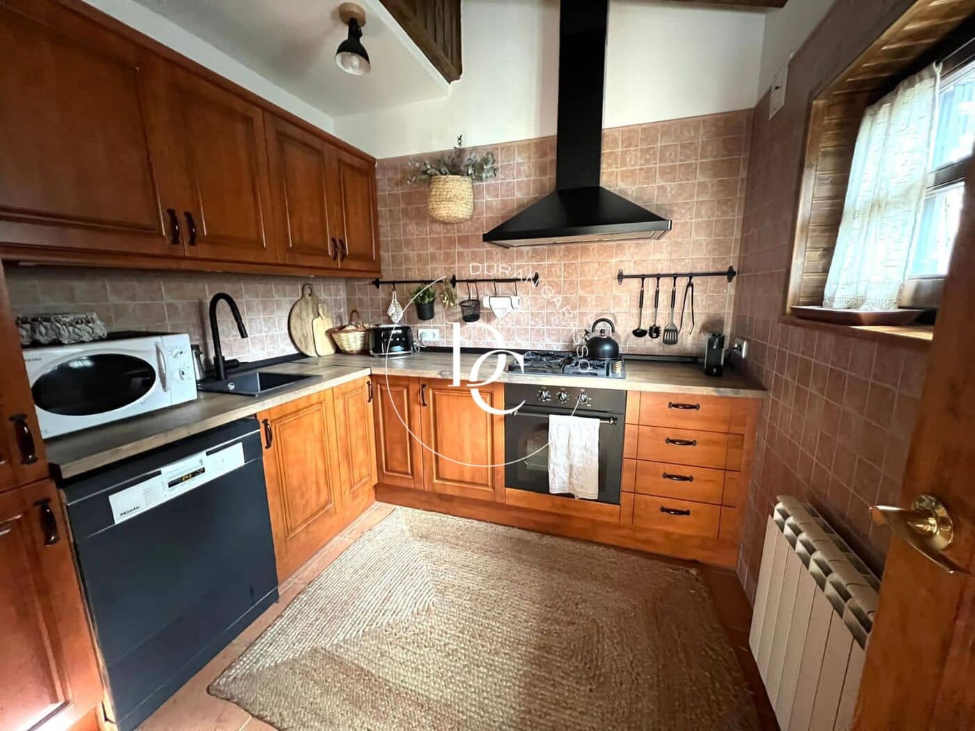 Casa de 3 habitaciones en Bellver de Cerdanya en alquiler con piscina - 3.800 € (Ref: 9026481)