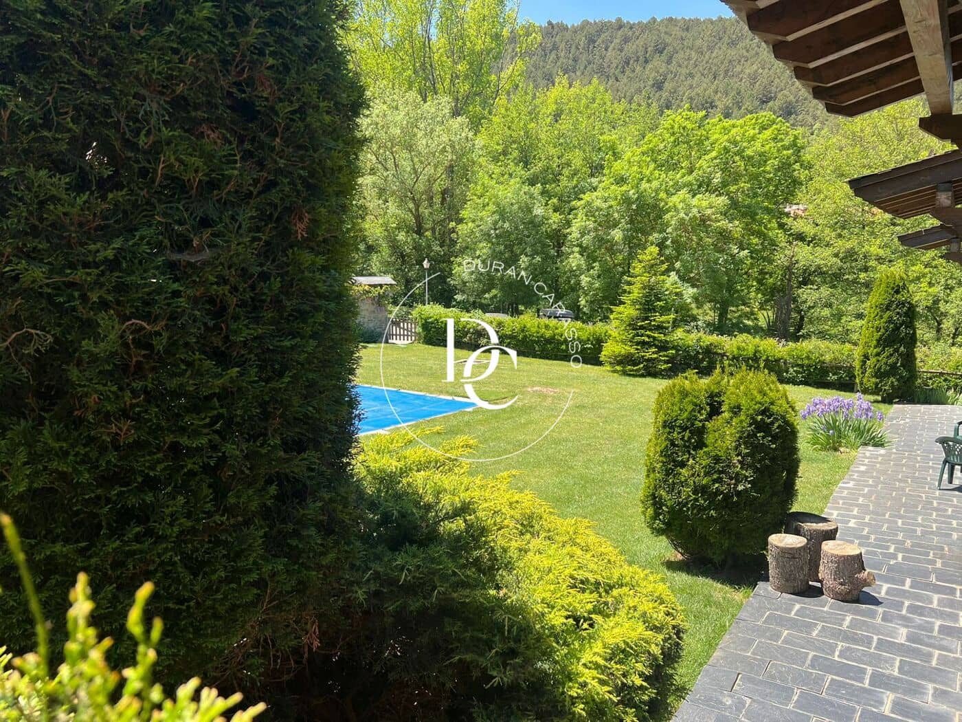 Casa de 3 habitaciones en Bellver de Cerdanya en alquiler con piscina - 3.800 € (Ref: 9026481)
