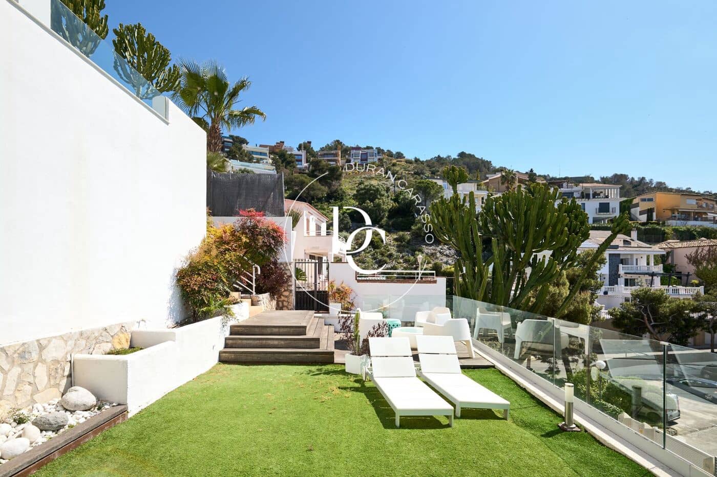 4 soveværelse Villa til salg i Sitges med swimmingpool - € 1.595.000 (Ref: 9032596)