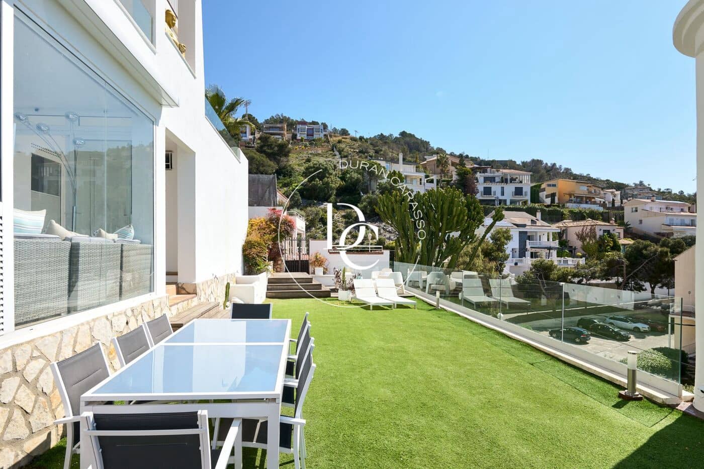 4 soveværelse Villa til salg i Sitges med swimmingpool - € 1.595.000 (Ref: 9032596)