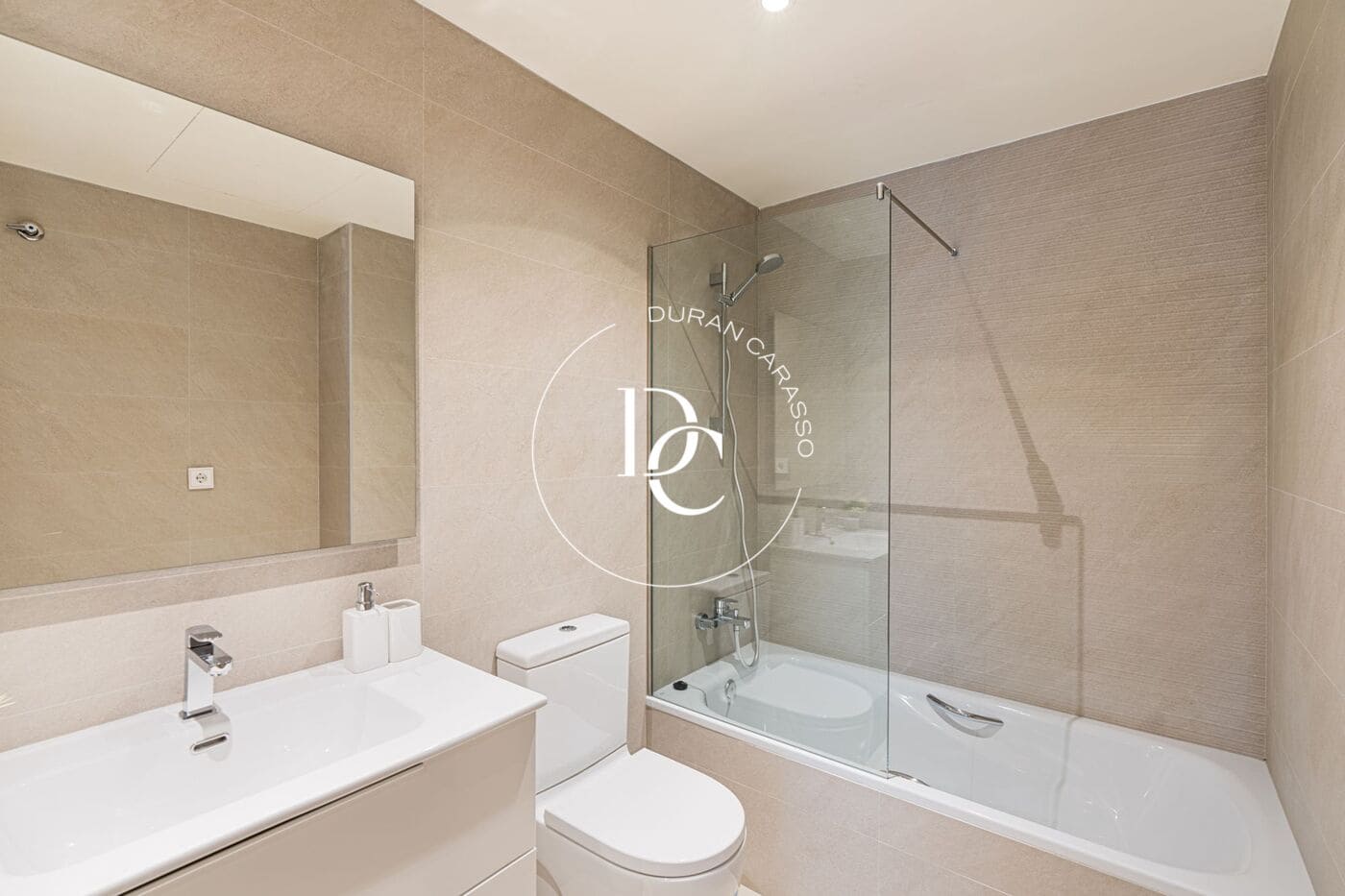 3 soveværelse Penthouse til salg i Vilanova i la Geltru med swimmingpool - € 455.000 (Ref: 9034692)