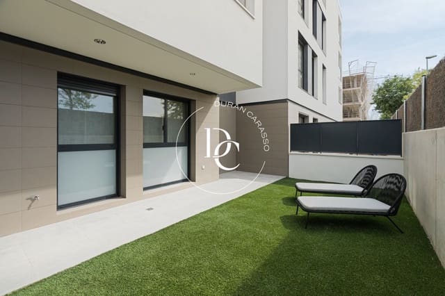 3 soverom Penthouse til salgs i Vilanova i la Geltrú med svømmebasseng - € 455 000 (Ref: 9034692)