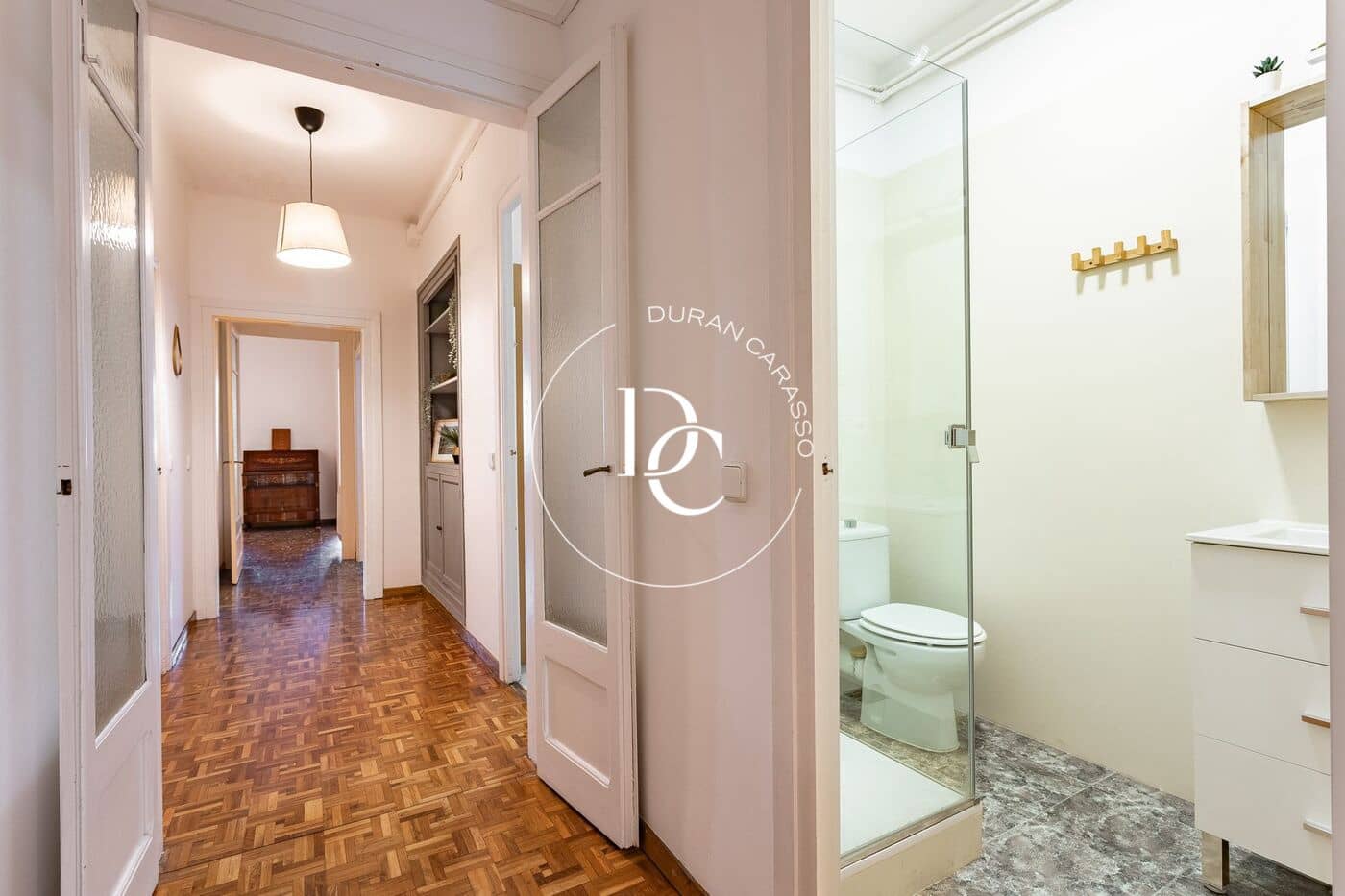 4 sypialnia Apartament na sprzedaż w Miasto Barcelona - 940 000 € (Ref: 9036805)