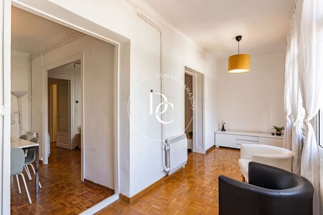 4 sypialnia Apartament na sprzedaż w La Dreta de L'Eixample, Miasto Barcelona - 940 000 € (Ref: 9036805)