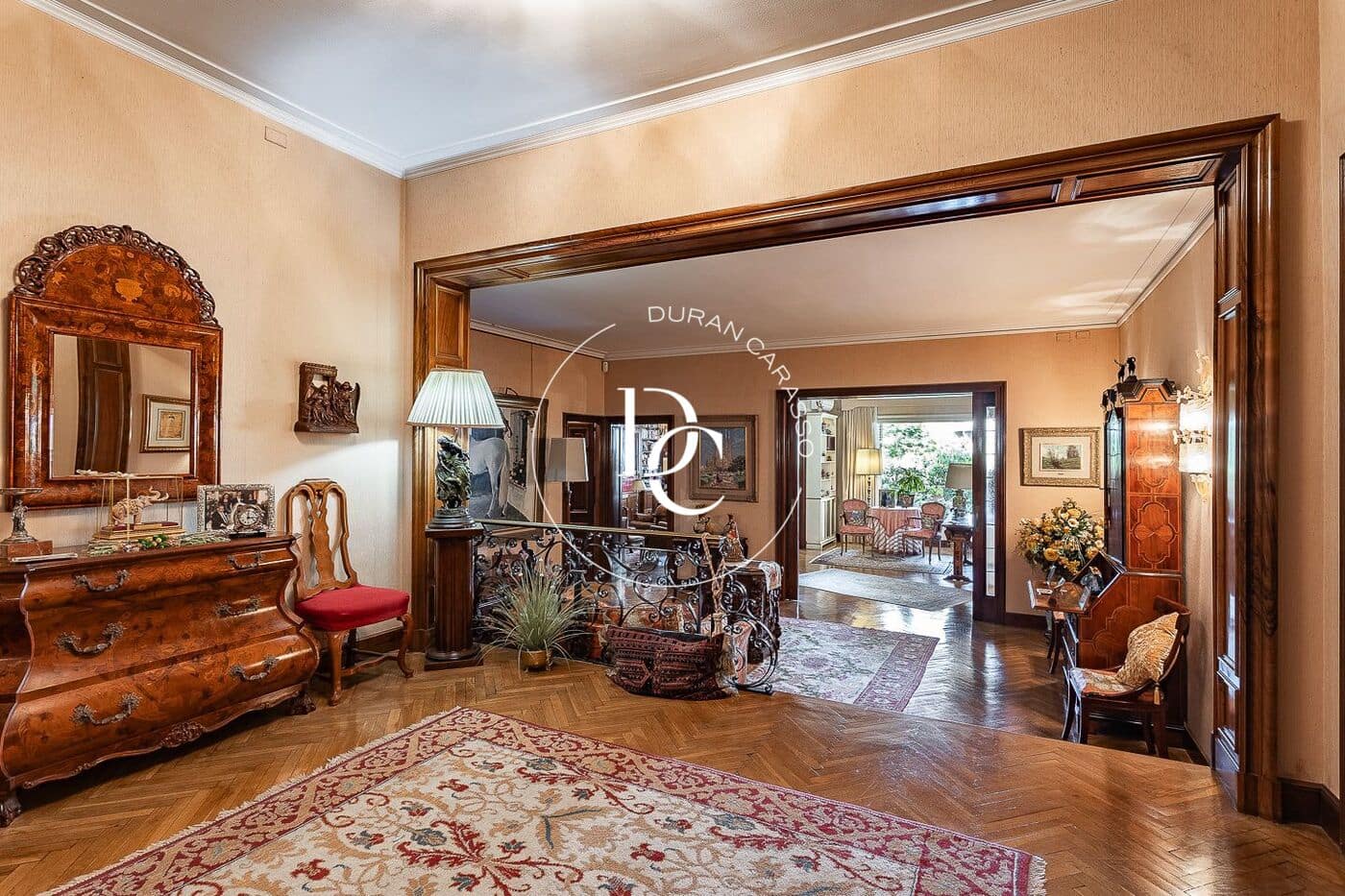 7 slaapkamer Appartement te koop in Barcelona stad - € 4.400.000 (Ref: 9049002)